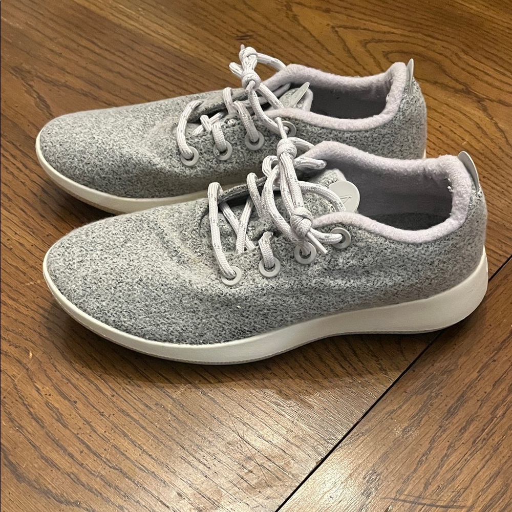 Allbirds Men's Wool Runner sneaker, size‎ 11 - Picture 2 of 12